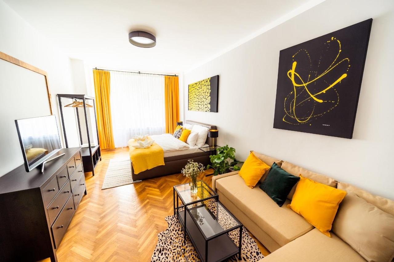 Michal&Michael'S Central Apartments Praha Exteriér fotografie