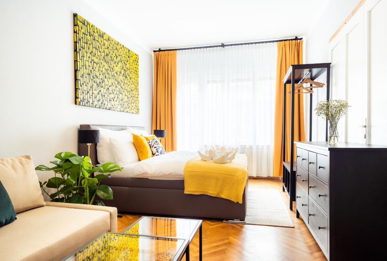 Michal&Michael'S Central Apartments Praha Exteriér fotografie