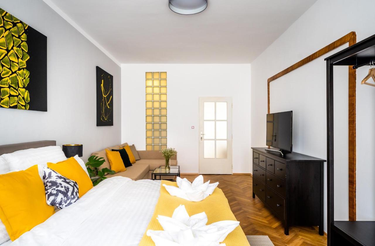 Michal&Michael'S Central Apartments Praha Exteriér fotografie