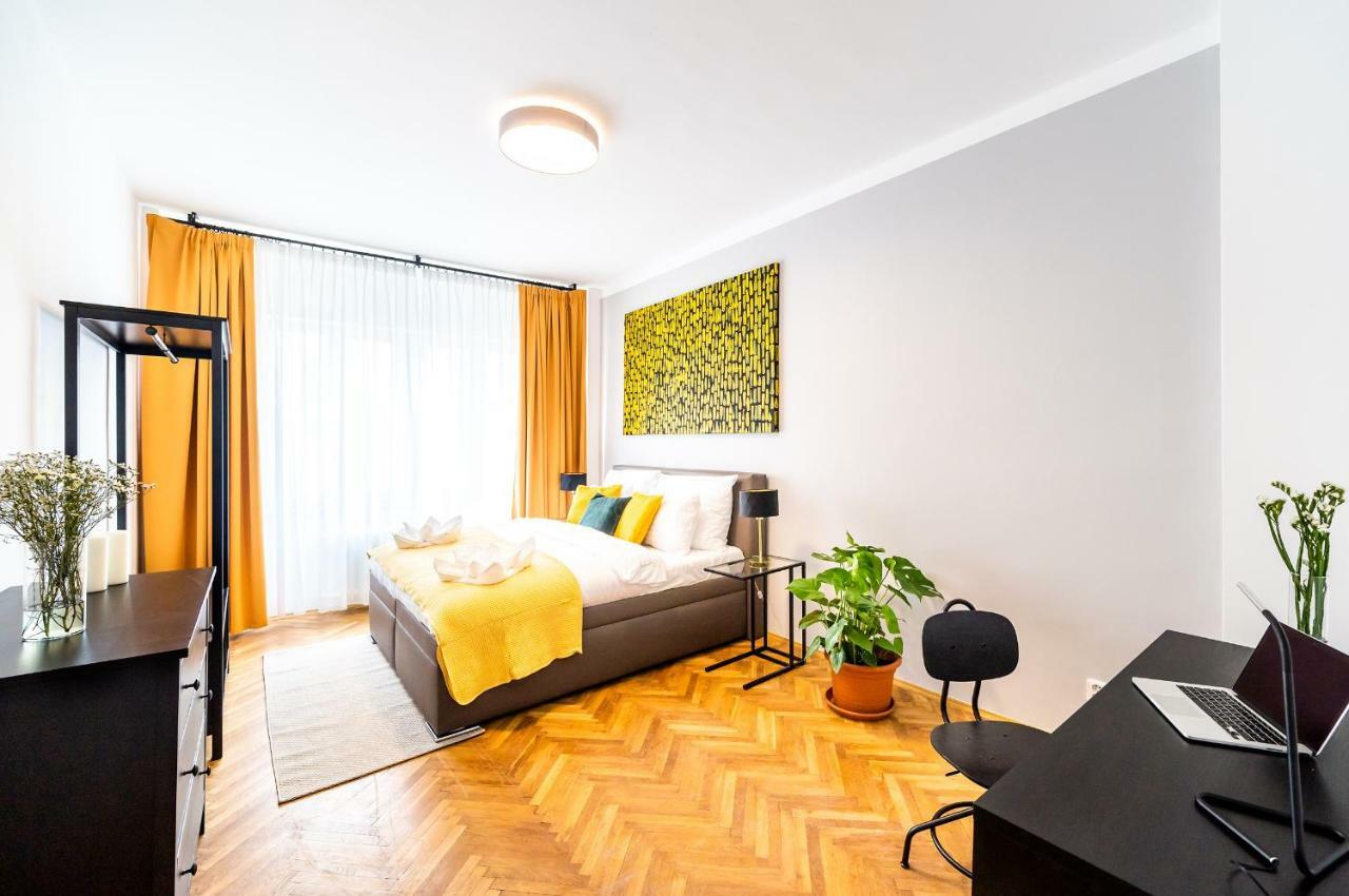 Michal&Michael'S Central Apartments Praha Exteriér fotografie